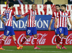 temporada 13/14. Partido Atlético Real Sociedad. Miranda celebrando un gol