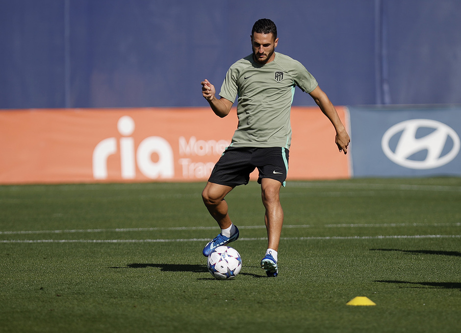 Temp. 23-24 | Entrenamiento 03-10-23 | Koke