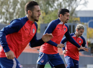 Temp. 23-24 | Entrenamiento 11-11-23 | Koke, Savic y Griezmann