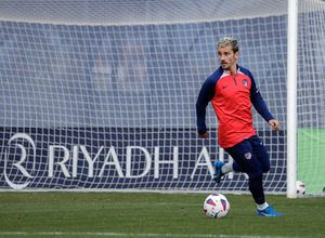 Temp. 23-24 | Entrenamiento 11-11-23 | Griezmann
