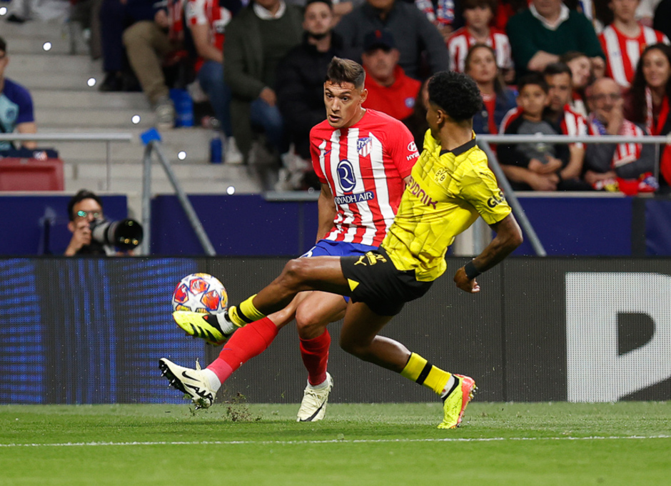 Temp. 23-24 | Atlético de Madrid - Borussia Dortmund | Nahuel Molina