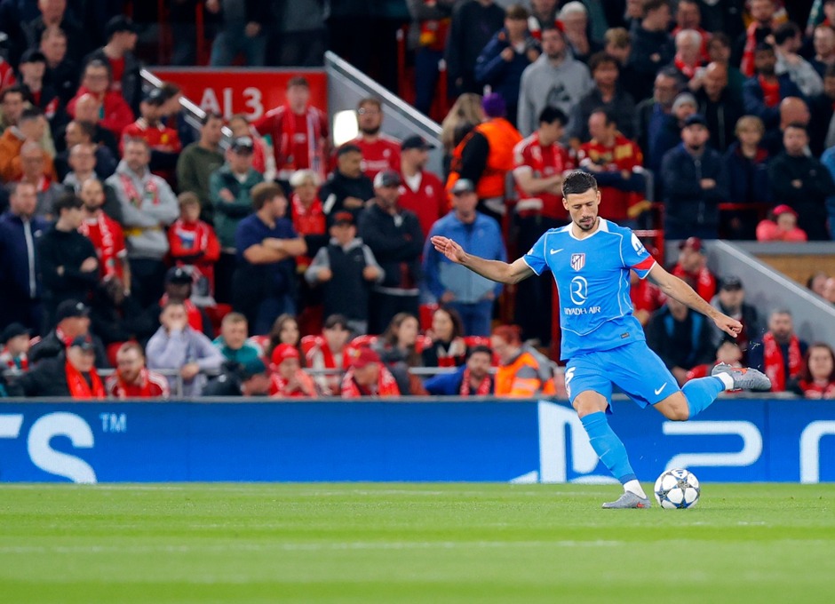 Temp. 25-26 | UEFA Champions League | Liverpool - Atlético de Madrid | Lenglet