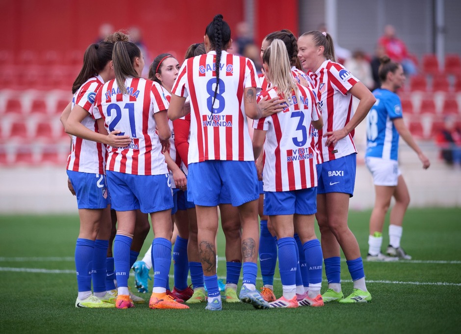 Temp. 25-26 | Atlético de Madrid Femenino - Alhama | Celebración Piña