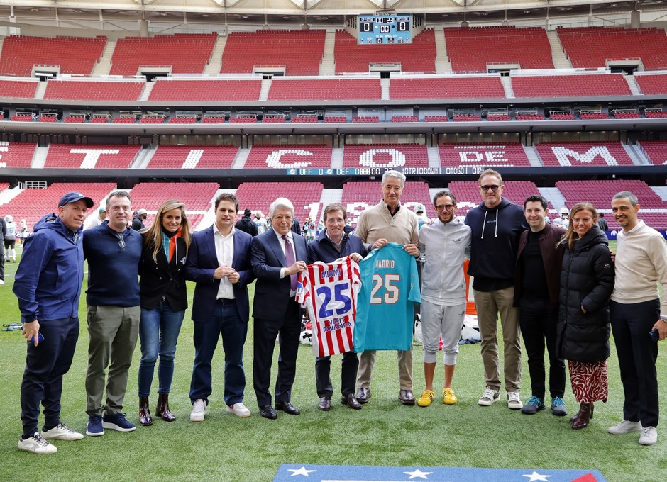 Encuentro directivas Dolphins 1