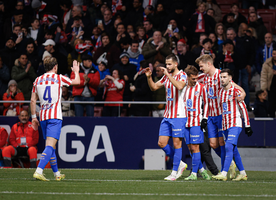 Temp. 2025/26 | Atlético de Madrid-Oviedo | Piña celebración 2