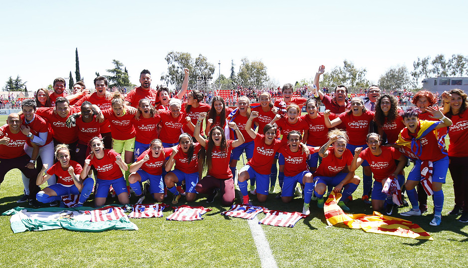 Atlético de Madrid Ladies celebrate the League title