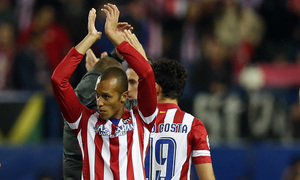 temporada 13/14. Partido Champions League. Atlético de Madrid-Chelsea. Jugadores aplaudiendo al público