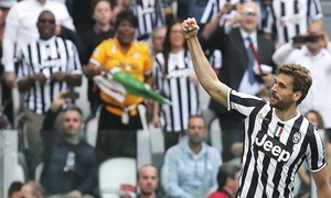 Imágenes Juventus de Turín. Grupo A Champions League. Llorente celebrando un gol.