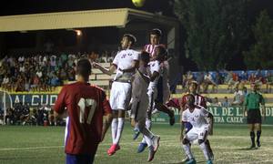 El estreno en el Torneo COTIF del Juvenil A se saldó con un empate a un gol contra Qatar pese a las numerosas ocasiones de los nuestros