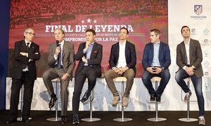 Temporada 16/17. Acto Final de Leyenda, Compromiso por la paz. foto de familia