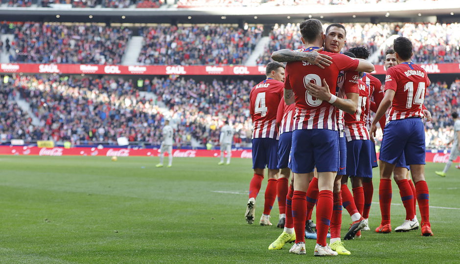 Los jugadores del Atlético festejan un gol de Saúl (Foto: ATM).