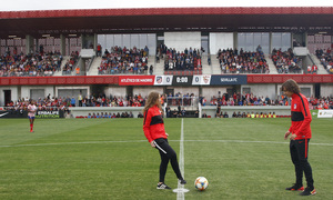 Temp. 19/20. Atlético de Madrid Femenino - Sevilla FC. Centro Deportivo Wanda Alcalá de Henares. Saque de honor.