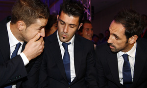 temporada 13/14. Sorteo de la copa del Rey en el estadio Vicente Calderón. Gabi Juanfran y Villa