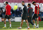 Temporada 13/14. Entrenamiento en Lisboa. Simeone, concentrado.