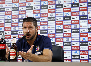 temporada 14/15 . Rueda de prensa de Simeone en la ciudad deportiva de Majadahonda. 