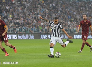 Temporada 14-14. Juventus - Roma. Carlos Tévez