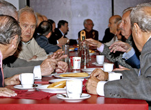 Los desayunos del Senado 