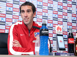 temporada 14/15. Rueda de prensa de Godín en la ciudad deportiva de Majadahonda