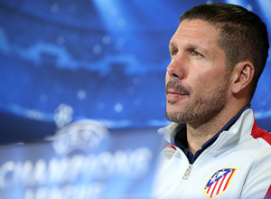 temporada 14/15. Rueda de prensa previa de Champions contra Olympiacos . Simeone la rueda de prensa en el estadio Vicente Calderón