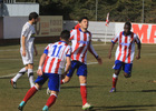 Dani Espejo celebra su gol, el primero ante el Real Unión, en el partido en el que el Atlético B ganó 2-0 a los vascos