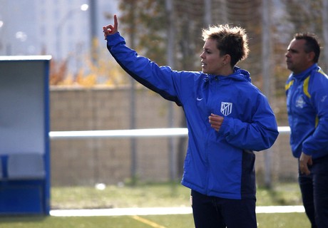 Temp. 2014-2015. Amanda entrenadora del Alevín B Féminas