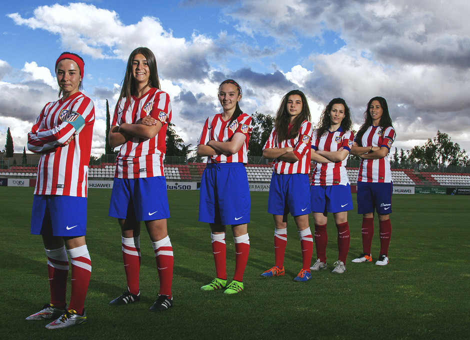 Capitanas del Féminas campeonas de liga 