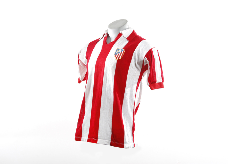 Club Atlético de Madrid - The shirt, the symbol of the atlético spirit - 웹
