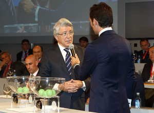 Enrique Cerezo en el sorteo del calendario de Liga 16/17