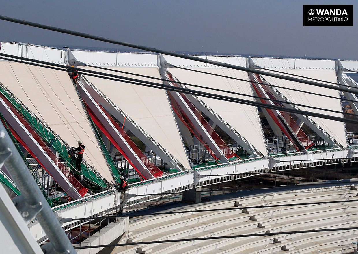 Estadio Wanda Metropolitano (Hilo Oficial). - Página 36 EZMs9cT5ah_LUNES5