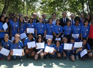 Temporada 2012-2013. Entrega de diplomas en las Escuelas de Fútbol Femenino