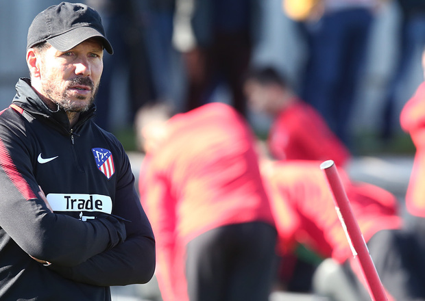 temporada 17/18. Entrenamiento en la ciudad deportiva Wanda. Simeone durante el entrenamiento