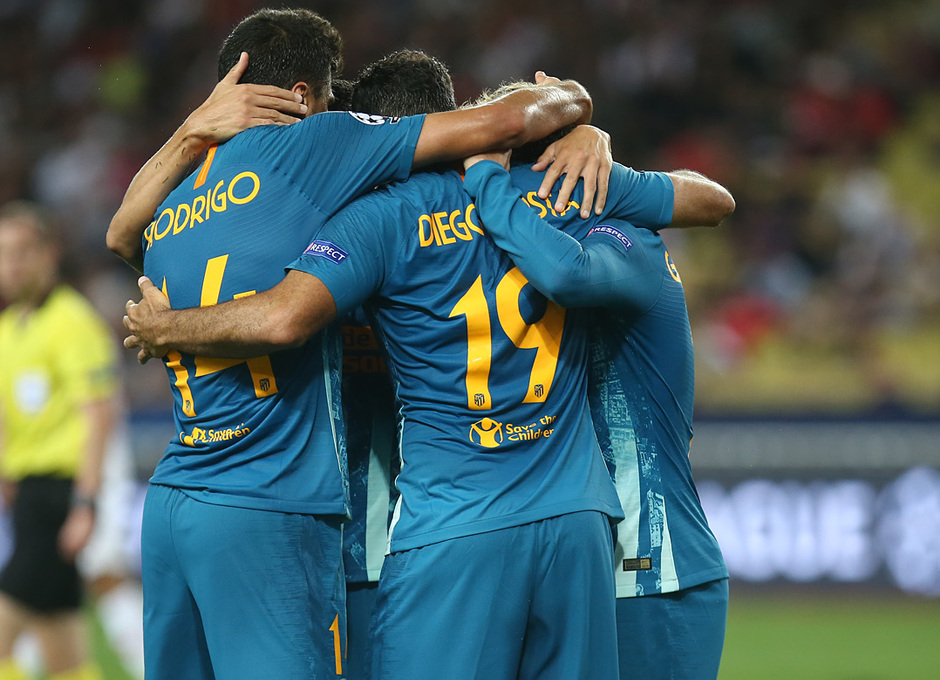 Los jugadores del Atlético festejan el gol de Costa (Foto: ATM).