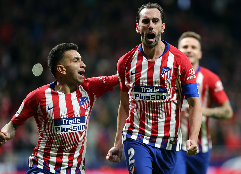 Godín festeja el primer gol del Atlético (Foto: ATM).