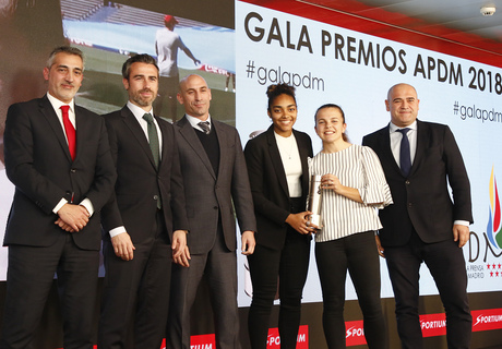 Temp. 18-19. Gala Asociaci&oacute;n de la prensa. Leire Pe&ntilde;a