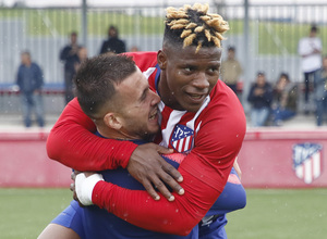 Temporada 18/19 | Celebración del Juvenil A tras ganar el Campeonato de Liga | Cedric y Ricard