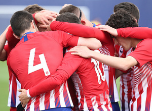 Temporada 18/19. Partido Atlético de Madrid B San Sebastián de los Reyes. Celebración Mollejo