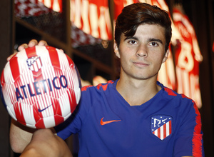 Adrián Ferreras, capitán del Atlético de Madrid Juvenil División de Honor