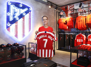 emporada 19/20 | Atlético de Madrid Femenino | Primer entreno Alcalá | Sosa tienda