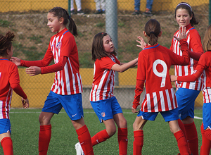 Temp 19-20 | Femenino Alevín E | Piña celebración