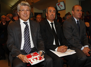 temporada 13/14. Acto presentación del libro de los veteranos. Sala Vip. Estadio Vicente Calderón