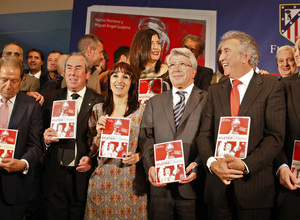 temporada 13/14. Acto presentación del libro de los veteranos. Sala Vip. Estadio Vicente Calderón