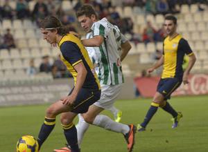 Filipe Luis, en el partido amistoso disputado en El Arcángel frente al Córdoba