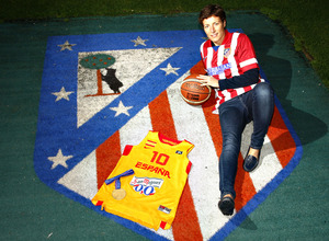 Elisa Aguilar en e Vicente Calderón