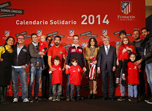 Presentación del Calendario Solidario 2014 de la Fundación Atlético de Madrid