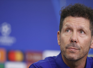 Simeone en rueda de prensa Leverkusen