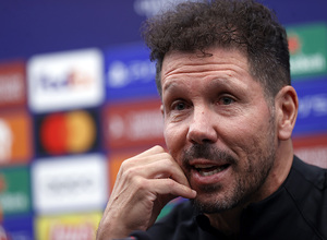 Rueda de prensa Brujas Simeone