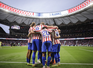 Temp. 25-26 | Atlético de Madrid - Sevilla | Piña celebración