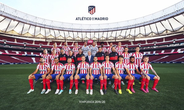 Atletico Madrid 61x91,5 cm Fußball Sport Poster Players Group 2017/18 